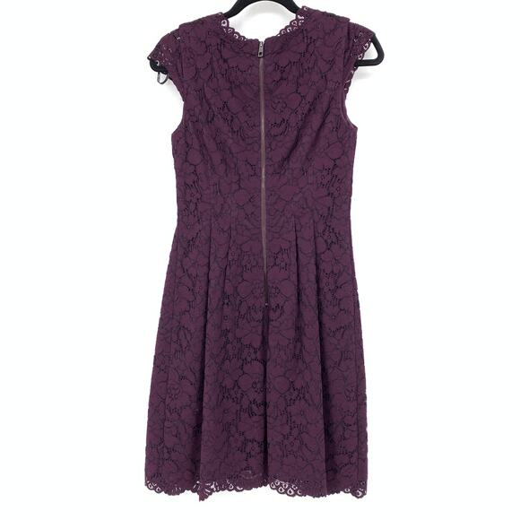 Vince Camuto Dress Women's Size 2 Purple Cap Sleeve Lace Sheath - Picture 2 of 6